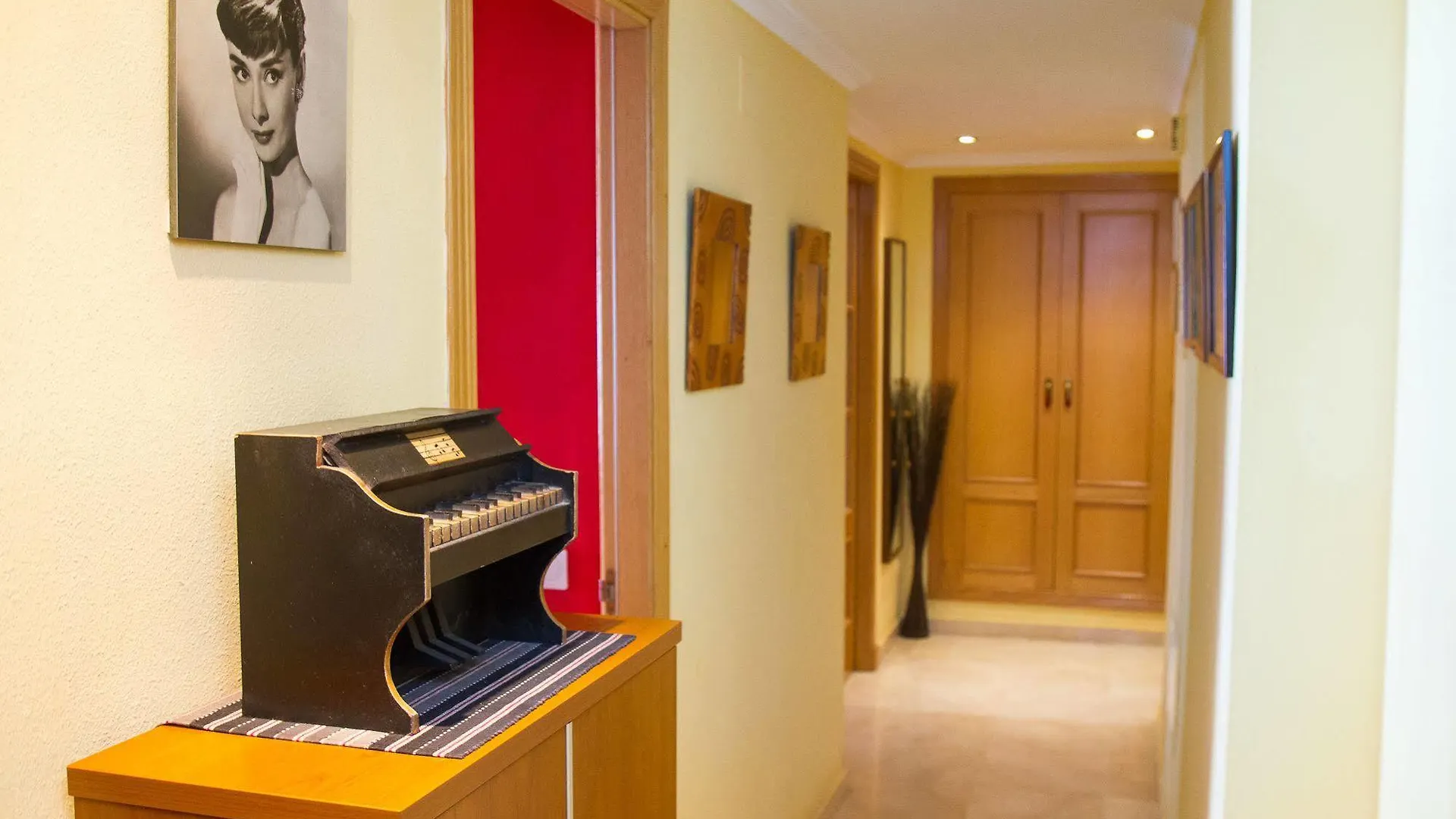 Alfonso Reyes Apartment - Malaga Harbour